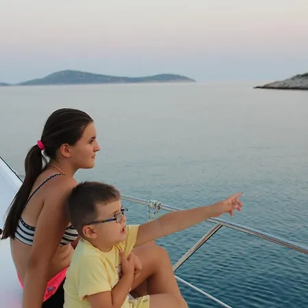 Eufemia Bådhotel Makarska